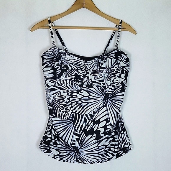 croft & barrow Other - Croft & Barrow Black White Tankini Top Size 16